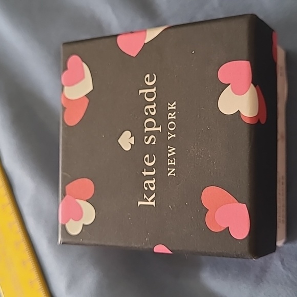 Brand new! Still in box Kate Spade Jewlery set.... - Picture 2 of 4